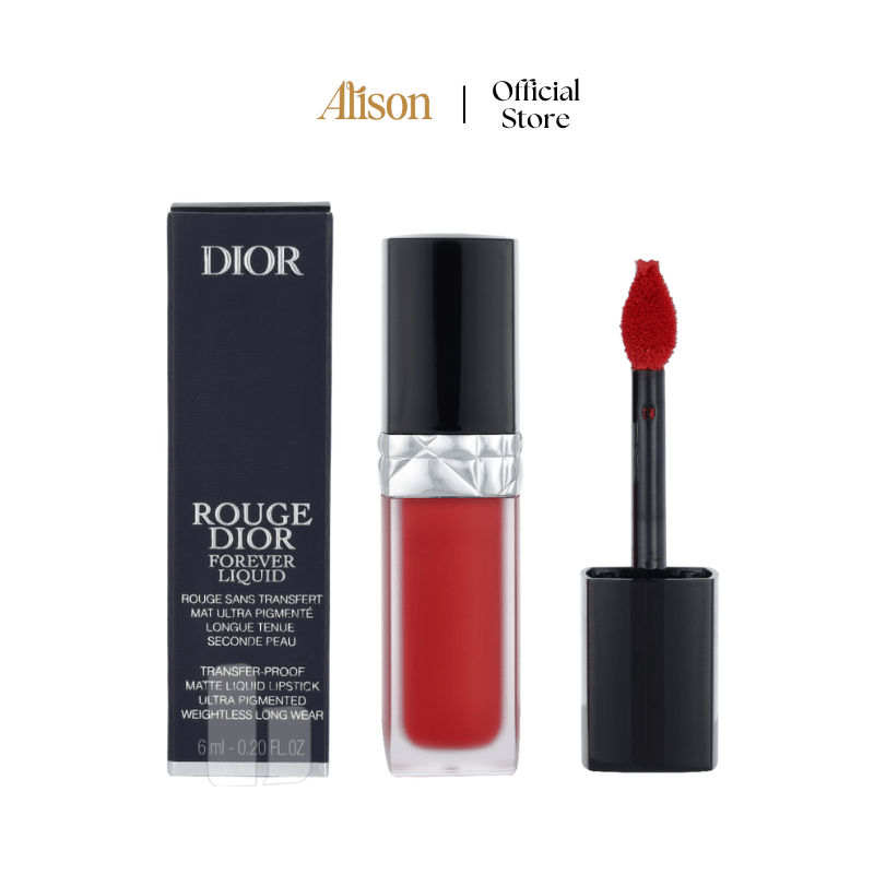 Đầu cọ Dior Rouge Forever Liquid giúp son thoa dễ dàng từ mỏng nhẹ đến đậm màu 